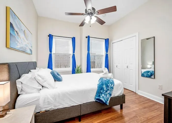 Stunning Shadyside 2 Bedroom Suite, First Floor Unit In Walkable Area Apartment Pittsburgh